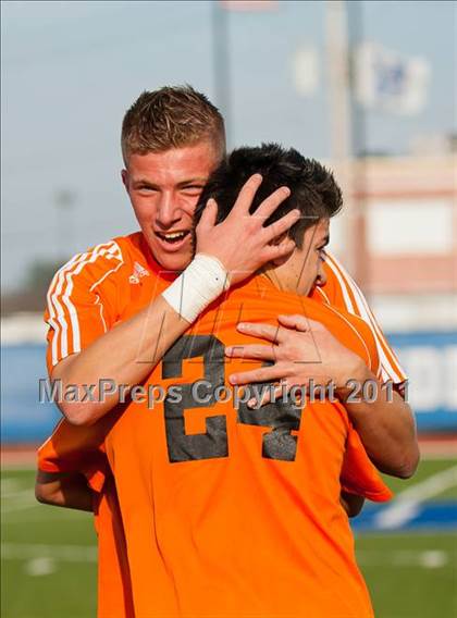 Thumbnail 3 in Hicksville v Webster Schroeder (NYSPHSAA Class AA Final) photogallery.