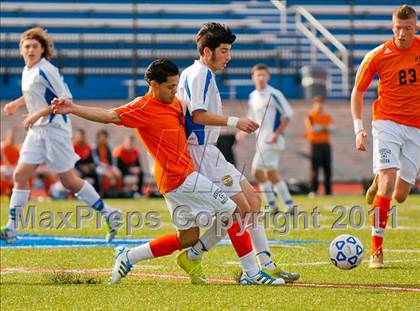 Thumbnail 1 in Hicksville v Webster Schroeder (NYSPHSAA Class AA Final) photogallery.