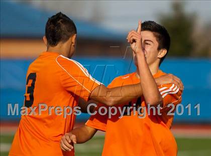 Thumbnail 1 in Hicksville v Webster Schroeder (NYSPHSAA Class AA Final) photogallery.