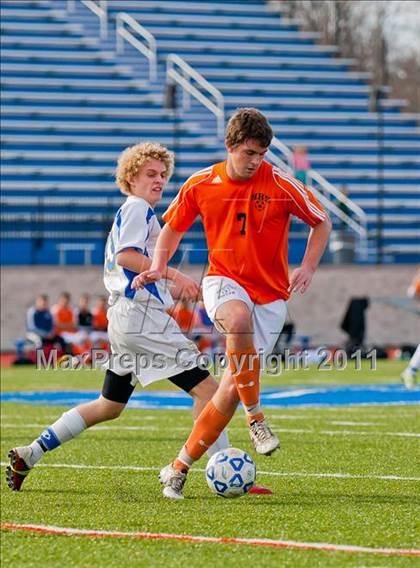 Thumbnail 3 in Hicksville v Webster Schroeder (NYSPHSAA Class AA Final) photogallery.