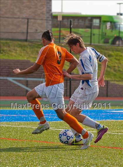 Thumbnail 1 in Hicksville v Webster Schroeder (NYSPHSAA Class AA Final) photogallery.