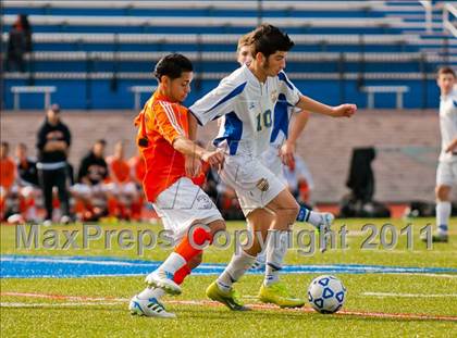 Thumbnail 3 in Hicksville v Webster Schroeder (NYSPHSAA Class AA Final) photogallery.
