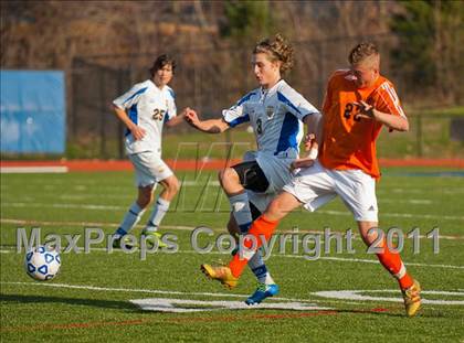 Thumbnail 2 in Hicksville v Webster Schroeder (NYSPHSAA Class AA Final) photogallery.