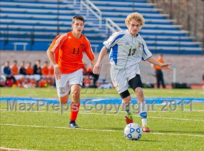 Thumbnail 1 in Hicksville v Webster Schroeder (NYSPHSAA Class AA Final) photogallery.