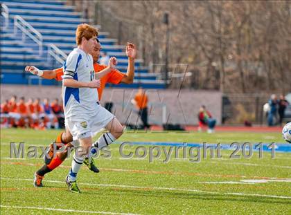 Thumbnail 3 in Hicksville v Webster Schroeder (NYSPHSAA Class AA Final) photogallery.