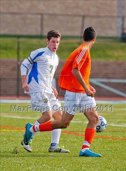 Thumbnail 1 in Hicksville v Webster Schroeder (NYSPHSAA Class AA Final) photogallery.