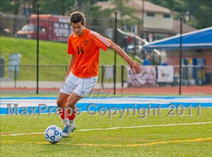 Thumbnail 1 in Hicksville v Webster Schroeder (NYSPHSAA Class AA Final) photogallery.