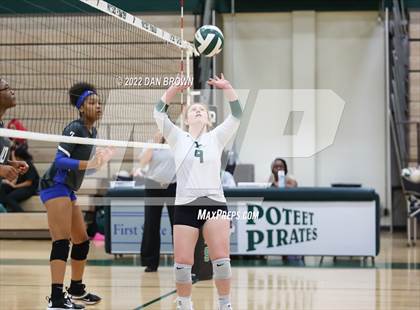 Thumbnail 3 in Seagoville @ Poteet photogallery.