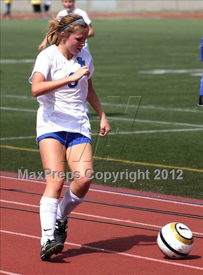 Thumbnail 2 in Bishop Amat vs. Santa Margarita (CIF SoCal Regional D2 Final) photogallery.