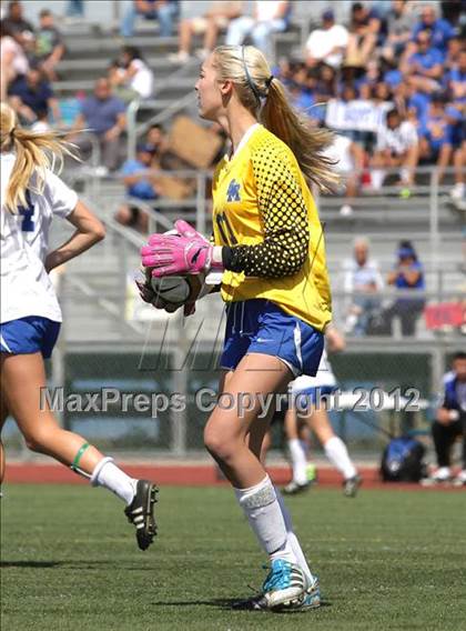 Thumbnail 3 in Bishop Amat vs. Santa Margarita (CIF SoCal Regional D2 Final) photogallery.