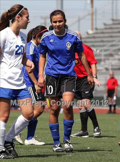 Thumbnail 3 in Bishop Amat vs. Santa Margarita (CIF SoCal Regional D2 Final) photogallery.