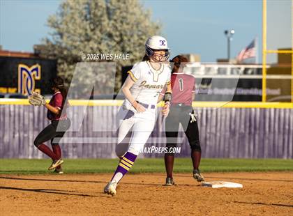 Thumbnail 2 in Horn Lake @ DeSoto Central photogallery.