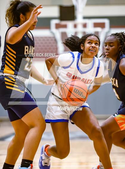 Thumbnail 3 in Cypress Ranch vs Grand Oaks (UIL6A region2 Area playoff) photogallery.