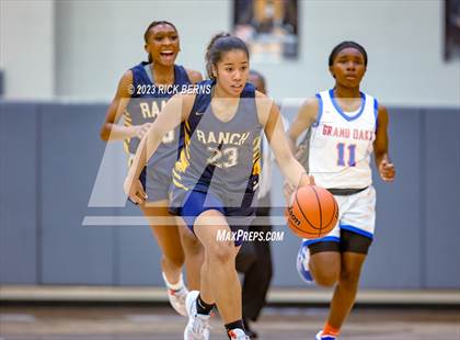 Thumbnail 3 in Cypress Ranch vs Grand Oaks (UIL6A region2 Area playoff) photogallery.