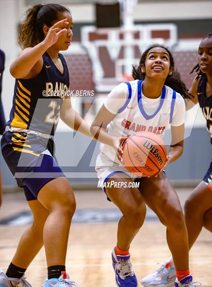 Thumbnail 1 in Cypress Ranch vs Grand Oaks (UIL6A region2 Area playoff) photogallery.