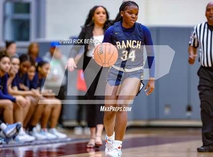 Thumbnail 2 in Cypress Ranch vs Grand Oaks (UIL6A region2 Area playoff) photogallery.