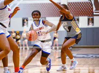 Thumbnail 1 in Cypress Ranch vs Grand Oaks (UIL6A region2 Area playoff) photogallery.