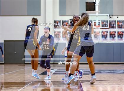 Thumbnail 2 in Cypress Ranch vs Grand Oaks (UIL6A region2 Area playoff) photogallery.