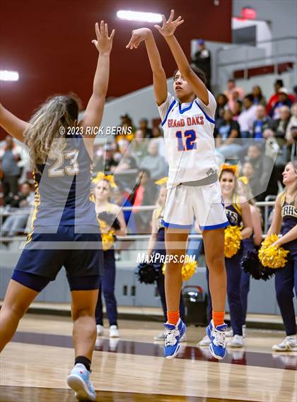 Thumbnail 1 in Cypress Ranch vs Grand Oaks (UIL6A region2 Area playoff) photogallery.