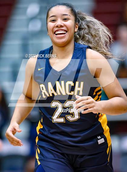 Thumbnail 1 in Cypress Ranch vs Grand Oaks (UIL6A region2 Area playoff) photogallery.