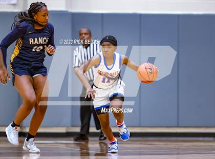 Thumbnail 2 in Cypress Ranch vs Grand Oaks (UIL6A region2 Area playoff) photogallery.