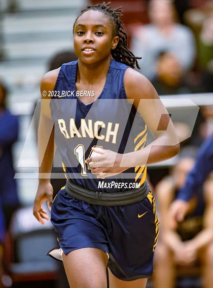 Thumbnail 1 in Cypress Ranch vs Grand Oaks (UIL6A region2 Area playoff) photogallery.
