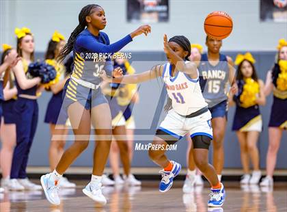 Thumbnail 1 in Cypress Ranch vs Grand Oaks (UIL6A region2 Area playoff) photogallery.