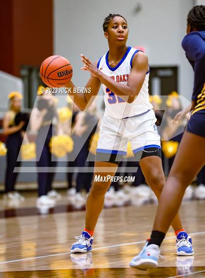 Thumbnail 3 in Cypress Ranch vs Grand Oaks (UIL6A region2 Area playoff) photogallery.