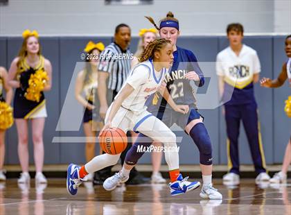 Thumbnail 3 in Cypress Ranch vs Grand Oaks (UIL6A region2 Area playoff) photogallery.