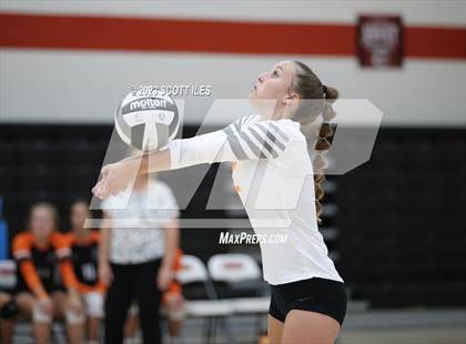 Thumbnail 1 in Amanda-Clearcreek @ Circleville photogallery.