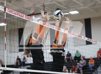 Thumbnail 1 in Amanda-Clearcreek @ Circleville photogallery.
