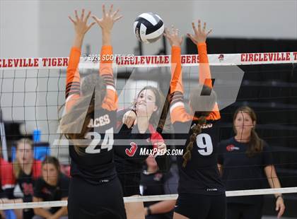 Thumbnail 3 in Amanda-Clearcreek @ Circleville photogallery.