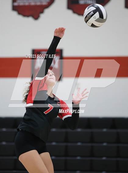 Thumbnail 3 in Amanda-Clearcreek @ Circleville photogallery.
