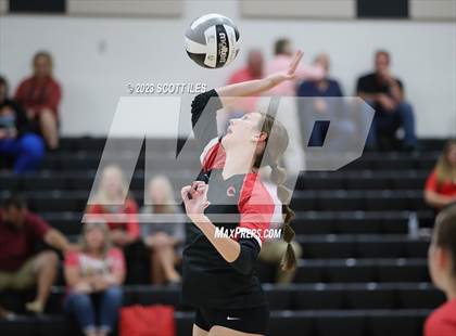 Thumbnail 1 in Amanda-Clearcreek @ Circleville photogallery.