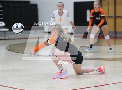 Thumbnail 2 in Amanda-Clearcreek @ Circleville photogallery.