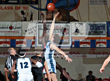 Thumbnail 2 in Salesian College Preparatory vs. Dorman (Chick-Fil-A Classic American Division Championship) photogallery.