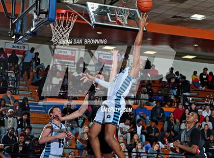 Thumbnail 3 in Salesian College Preparatory vs. Dorman (Chick-Fil-A Classic American Division Championship) photogallery.