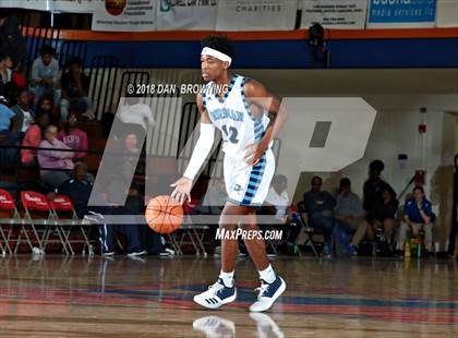 Thumbnail 1 in Salesian College Preparatory vs. Dorman (Chick-Fil-A Classic American Division Championship) photogallery.