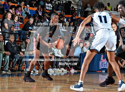 Thumbnail 3 in Salesian College Preparatory vs. Dorman (Chick-Fil-A Classic American Division Championship) photogallery.