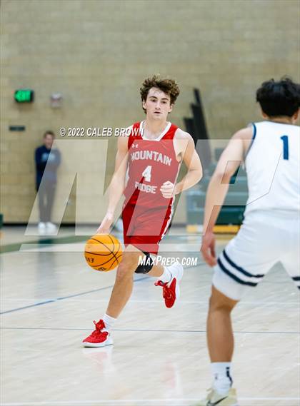 Thumbnail 1 in Mountain Ridge vs. Skyline (Utah Autism Holiday Classic) photogallery.