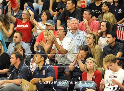 Thumbnail 2 in Beckman vs. Corona del Mar (CIF SoCal Regional D1 Semifinal) photogallery.