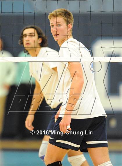 Thumbnail 2 in Beckman vs. Corona del Mar (CIF SoCal Regional D1 Semifinal) photogallery.