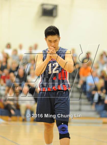 Thumbnail 3 in Beckman vs. Corona del Mar (CIF SoCal Regional D1 Semifinal) photogallery.