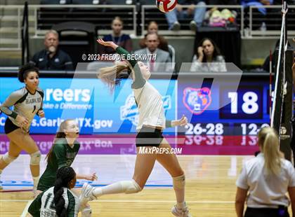 Thumbnail 1 in Grand Oaks vs. Prosper (UIL 6A Volleyball Semi-Final) photogallery.
