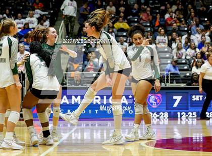 Thumbnail 3 in Grand Oaks vs. Prosper (UIL 6A Volleyball Semi-Final) photogallery.