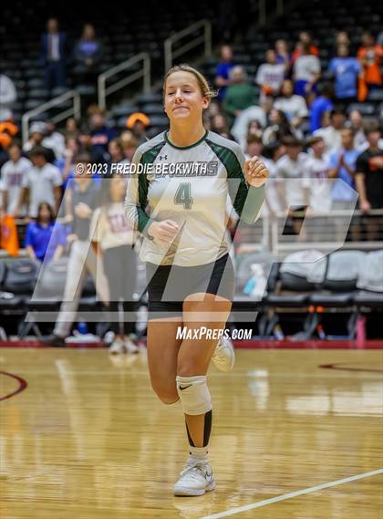 Thumbnail 1 in Grand Oaks vs. Prosper (UIL 6A Volleyball Semi-Final) photogallery.
