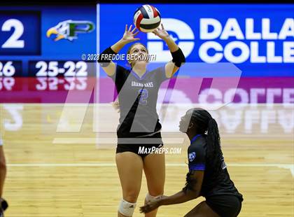 Thumbnail 1 in Grand Oaks vs. Prosper (UIL 6A Volleyball Semi-Final) photogallery.