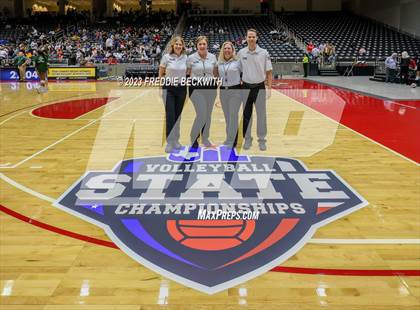 Thumbnail 2 in Grand Oaks vs. Prosper (UIL 6A Volleyball Semi-Final) photogallery.