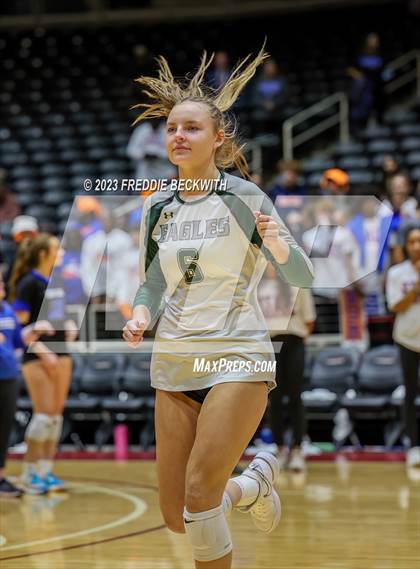 Thumbnail 1 in Grand Oaks vs. Prosper (UIL 6A Volleyball Semi-Final) photogallery.