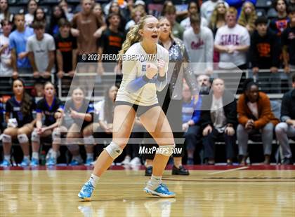 Thumbnail 3 in Grand Oaks vs. Prosper (UIL 6A Volleyball Semi-Final) photogallery.